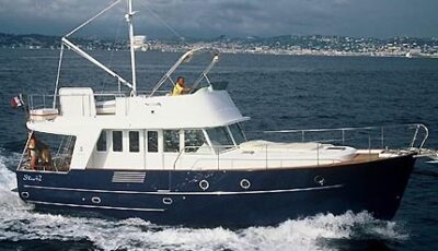Beneteau Trawler 42 Motor Yacht Charter Croatia Running 2