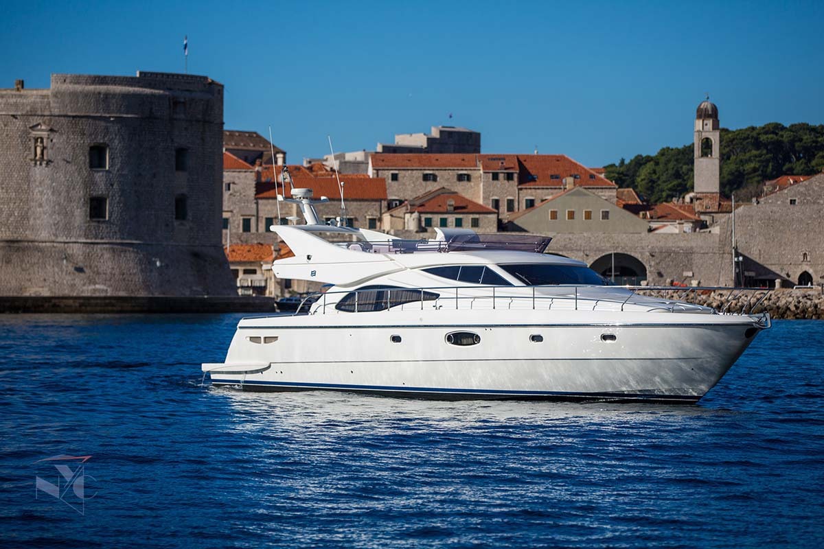 ferretti 591 yacht