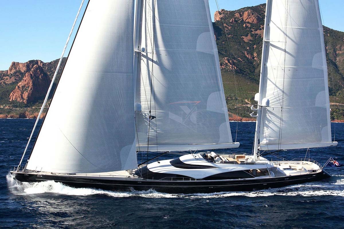 twizzle sailing yacht