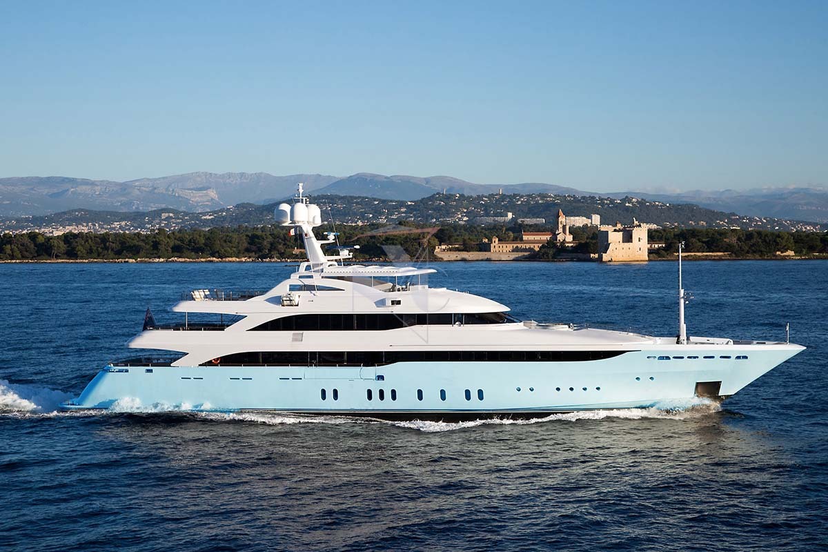 M/Y Vertigo