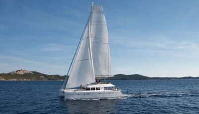 Catamaran Charter Croatia Lagoon 560 Sailing
