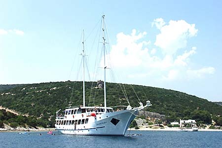 Croatia Cruise Adriatic Queen Anchor