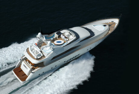 Luxury Yacht Dominator 86 Running