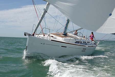 Yacht Charter Croatia Dufour 40e Bow