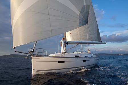 Yacht Charter Greece Bavaria 36 Cruiser Bow