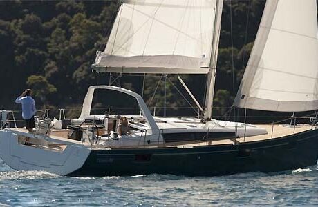 Yacht Charter Greece Beneteau Oceanis 48 Stbd Side