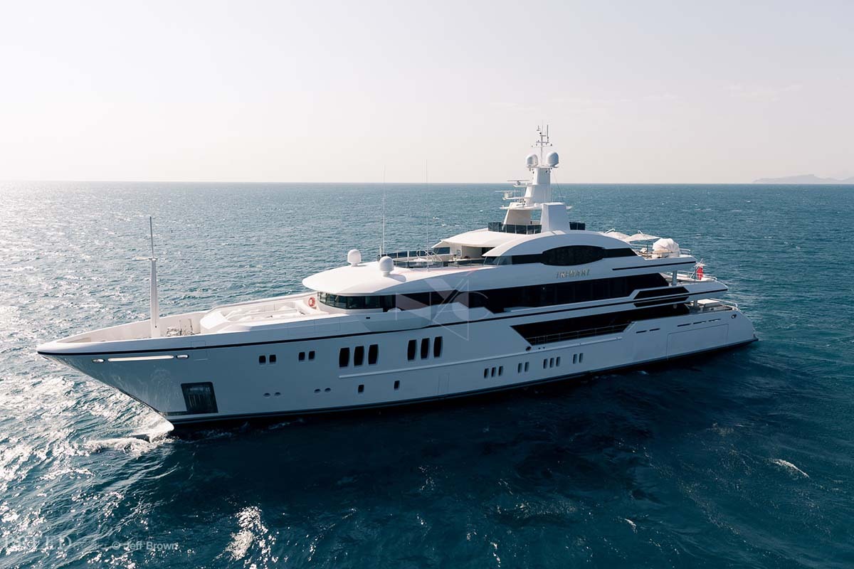 who owns irimari yacht