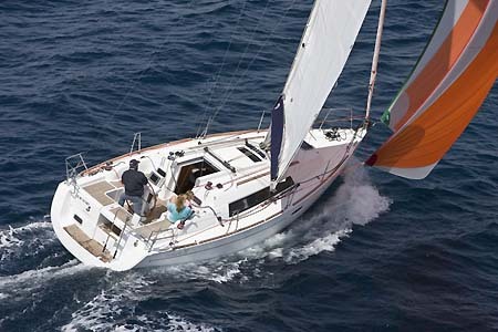 Greece Yacht Charter Beneteau 31 Under Sails