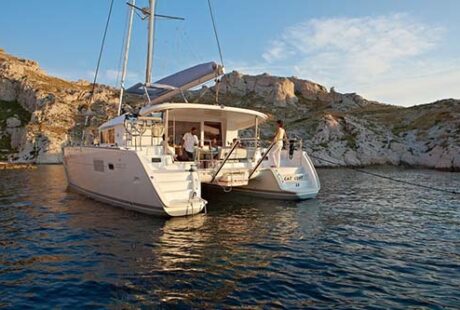 Catamaran Charter Greece Lagoon 400 S2 Anchor