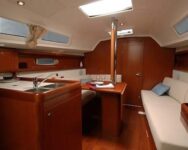 Greece Yacht Charter Beneteau 31 Salon1