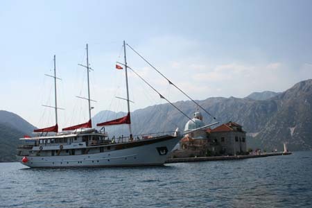 Cruise Croatia Charter Cruises Barbara Anchor