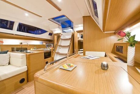 Yacht Sun Odyssey 50 Ds Salon1