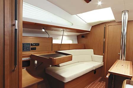 Yacht Charter Greece Sun Odyssey Ds 42 Ds Salon2