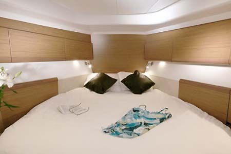 Yacht Charter Greece Sailing Jeanneau Sun Odyssey 45ds Double Cabin1