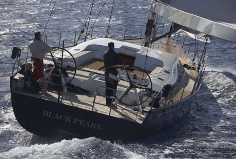 Black Pearl Sailing Aft