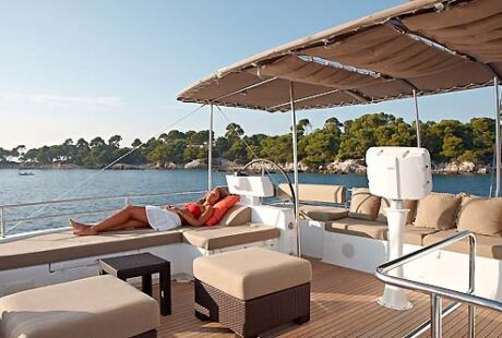 Catamaran Charter Croatia Lagoon 620 Sun Deck