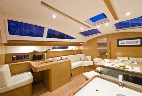Yacht Sun Odyssey 50 Ds Salon2