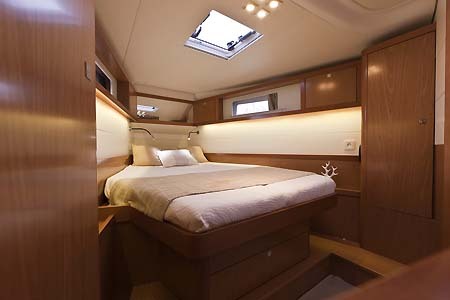 Yacht Charter Greece Beneteau Sense 50 Cabin1