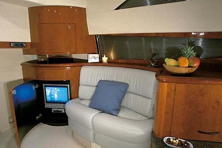 Yacht Charter Croatia Fairline Phantom 40 Table Salon2
