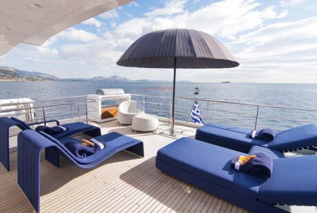 Memories Too Azimut 30 Sundeck Loungers Other Angle