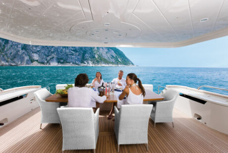Luxury Yacht Dominator 86 Aft Al Fresco Table