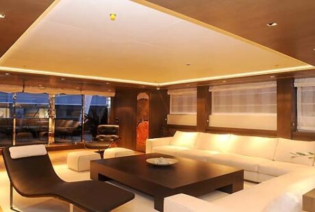 Luxury Yacht Greece Admiral 130 Salon1