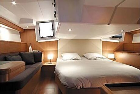 Yacht Charter Dubrovnik Jeanneau 53 Cabin1