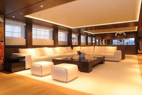 Luxury Yacht Greece Admiral 130 Salon3