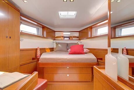 Yacht Charter Greece Beneteau Sense 55 Cabin