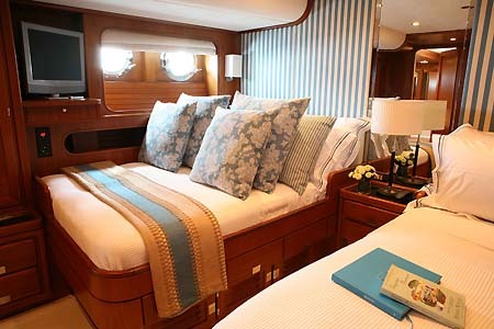 Yacht Charter Greece Gitana Guest Cabin