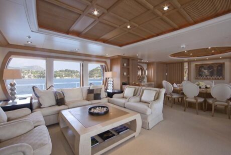 Deja Too Luxury Yacht Salon