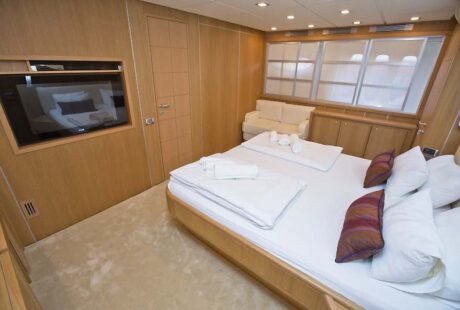 Abacus 70 Master Cabin 2