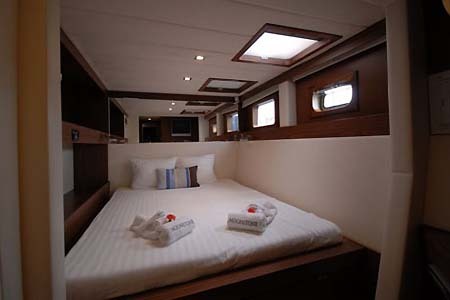 Catamaran Charter Greece Moonstone Cabin2