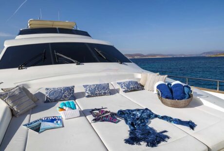 Gorgeous Canados 72 Foredeck Sunbathing Area