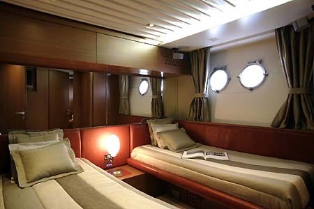 Yacht Charter Greece Aicon 85 Twin Cabin