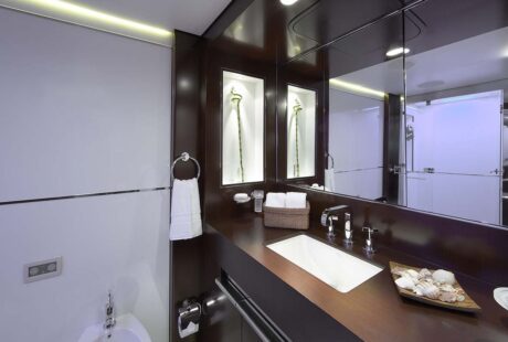 Cyrus One Luxury Charter Yacht Master Stateroom Bath
