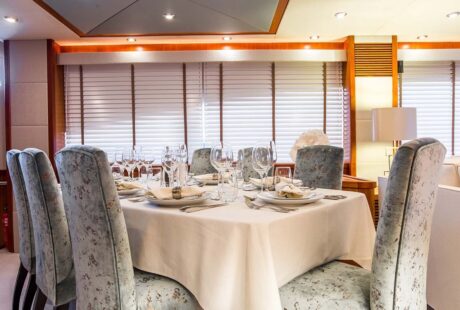 Sunseeker Yacht 90 Impulse Dining Table