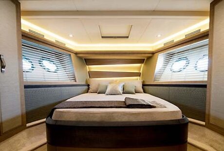 Monte Carlo Yacht 70 Vip Cabin