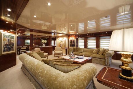 Oceanos Salon Main Deck Lounge