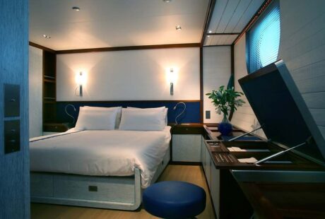 Rosehearty Vip Stateroom