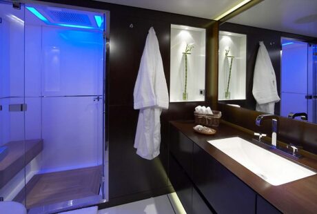 Cyrus One Luxury Charter Yacht Double Stateroom En Suite