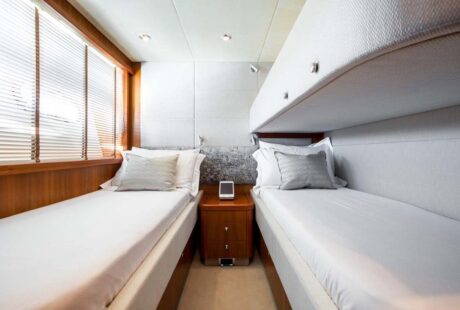 Sunseeker Yacht 90 Impulse Twin Cabin