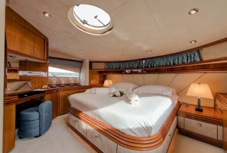 Sunseeker Yacht 105 Vip Stateroom