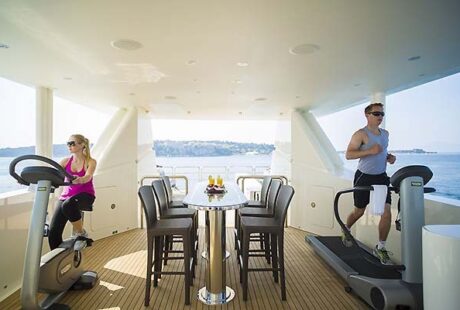 Robusto Luxury Yacht Gym Gear