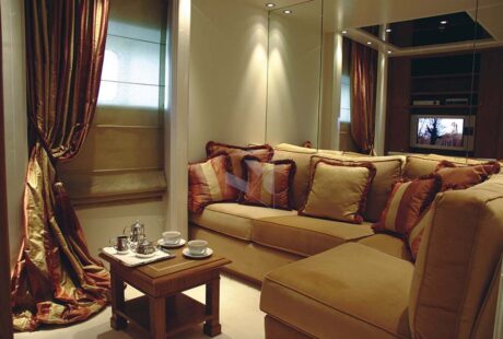 Elegant 007 Vip Stateroom Lounge