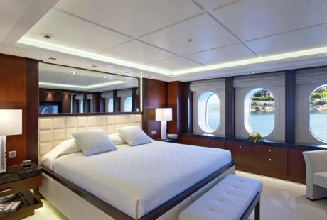 Huntress Double Stateroom