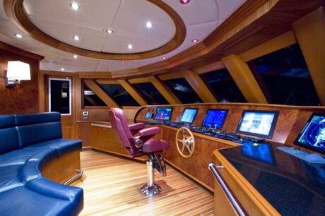 Yacht Management Services | Navis Yacht Charter